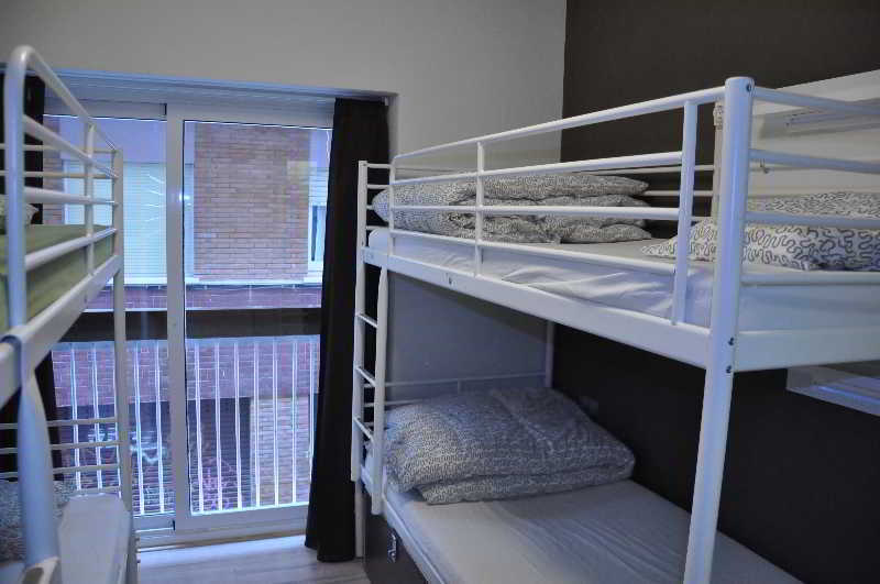 Gracia City Hostel Barcelona Exterior foto A bunk bed